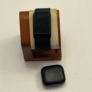 Whoop 4.0 (smartwatch, fitness tracker)